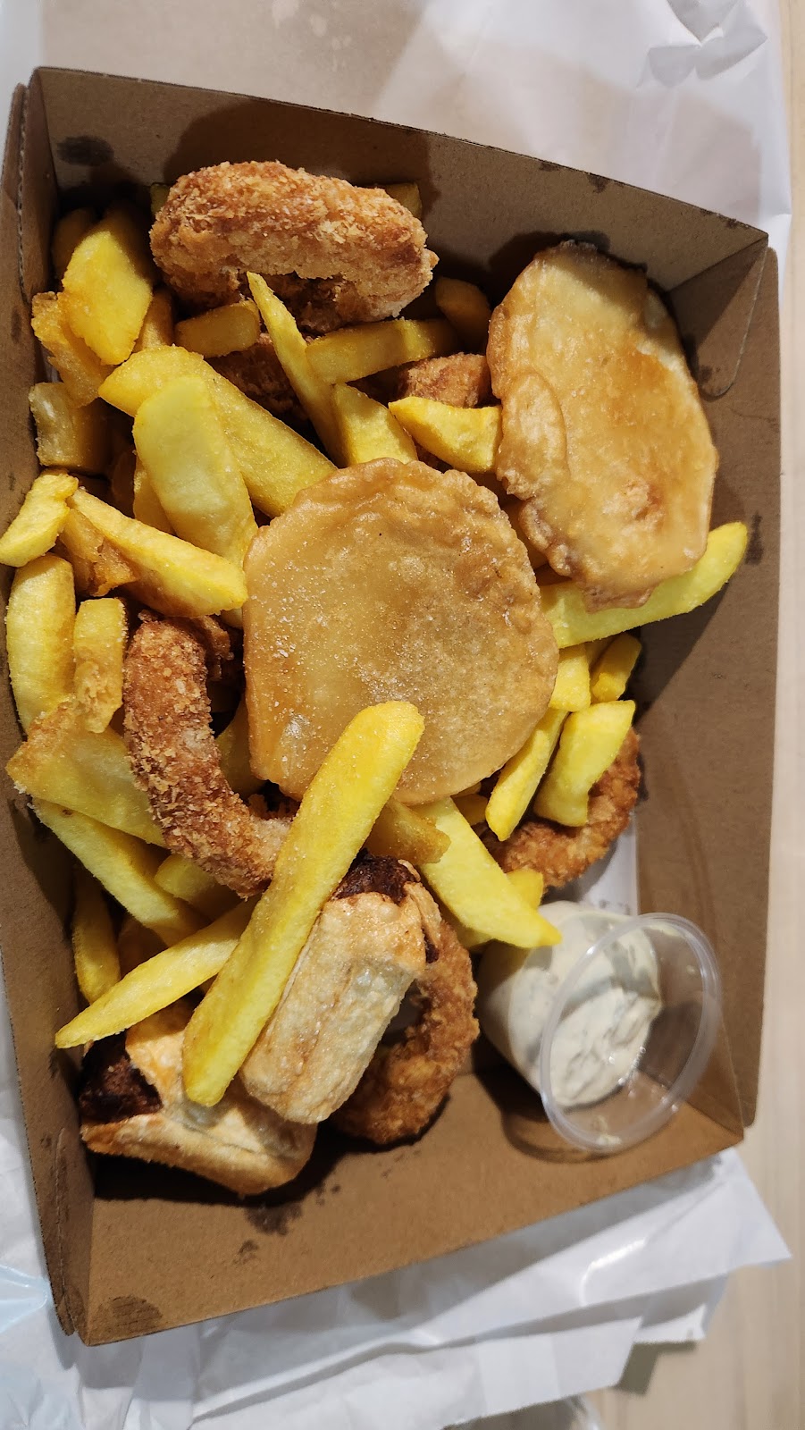 Gipps Street Fish and Chips | 29 Gipps St, Port Fairy VIC 3284, Australia | Phone: (03) 5568 4303