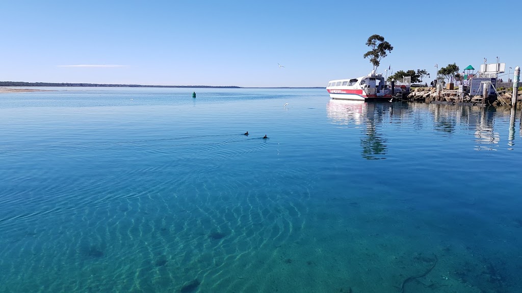 Husky Ferry | tourist attraction | 1 Currambene St, Huskisson NSW 2540, Australia | 0467648504 OR +61 467 648 504