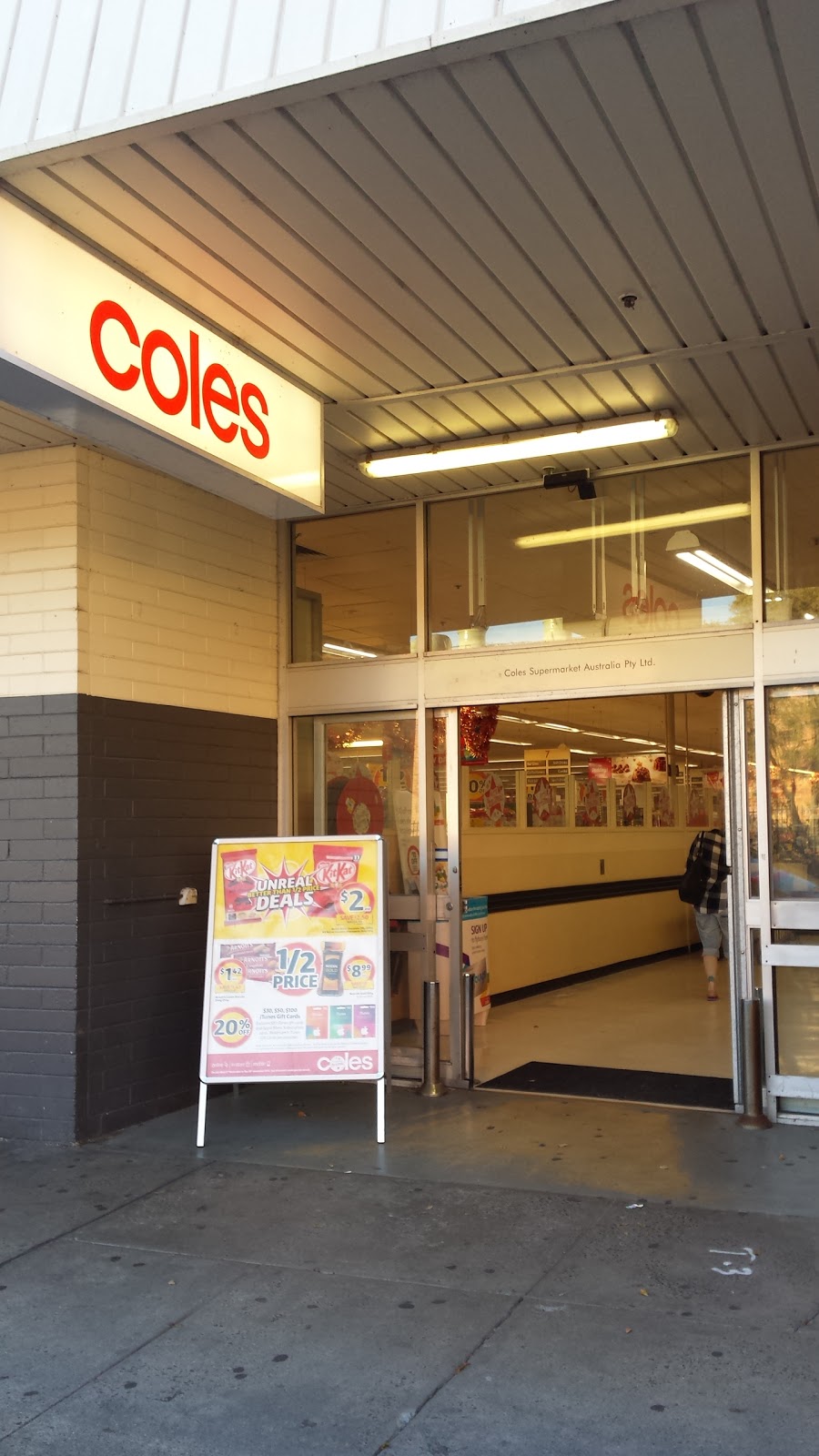 Coles Mentone | supermarket | Brindisi St & Mentone Pd, Mentone VIC 3194, Australia | 0395850800 OR +61 3 9585 0800
