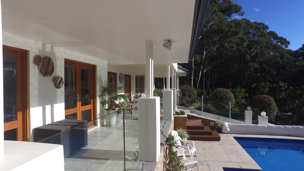 The Ridge Retreat Mollymook | 13B Bishop Dr, Mollymook Beach NSW 2539, Australia | Phone: 0417 650 515