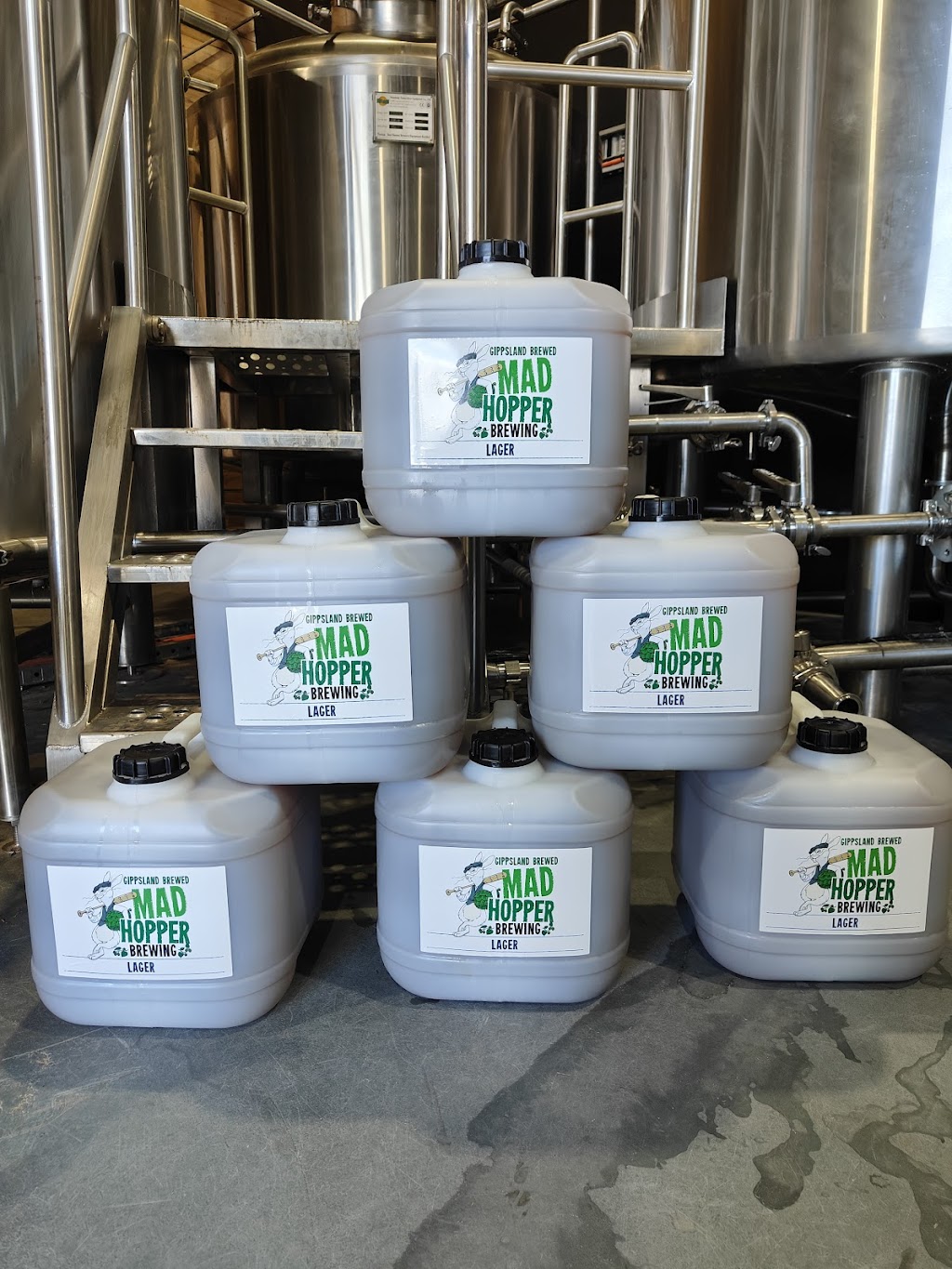Mad Hopper Brewing | 117 Narracan Connection Rd, Narracan VIC 3824, Australia | Phone: 0400 871 002