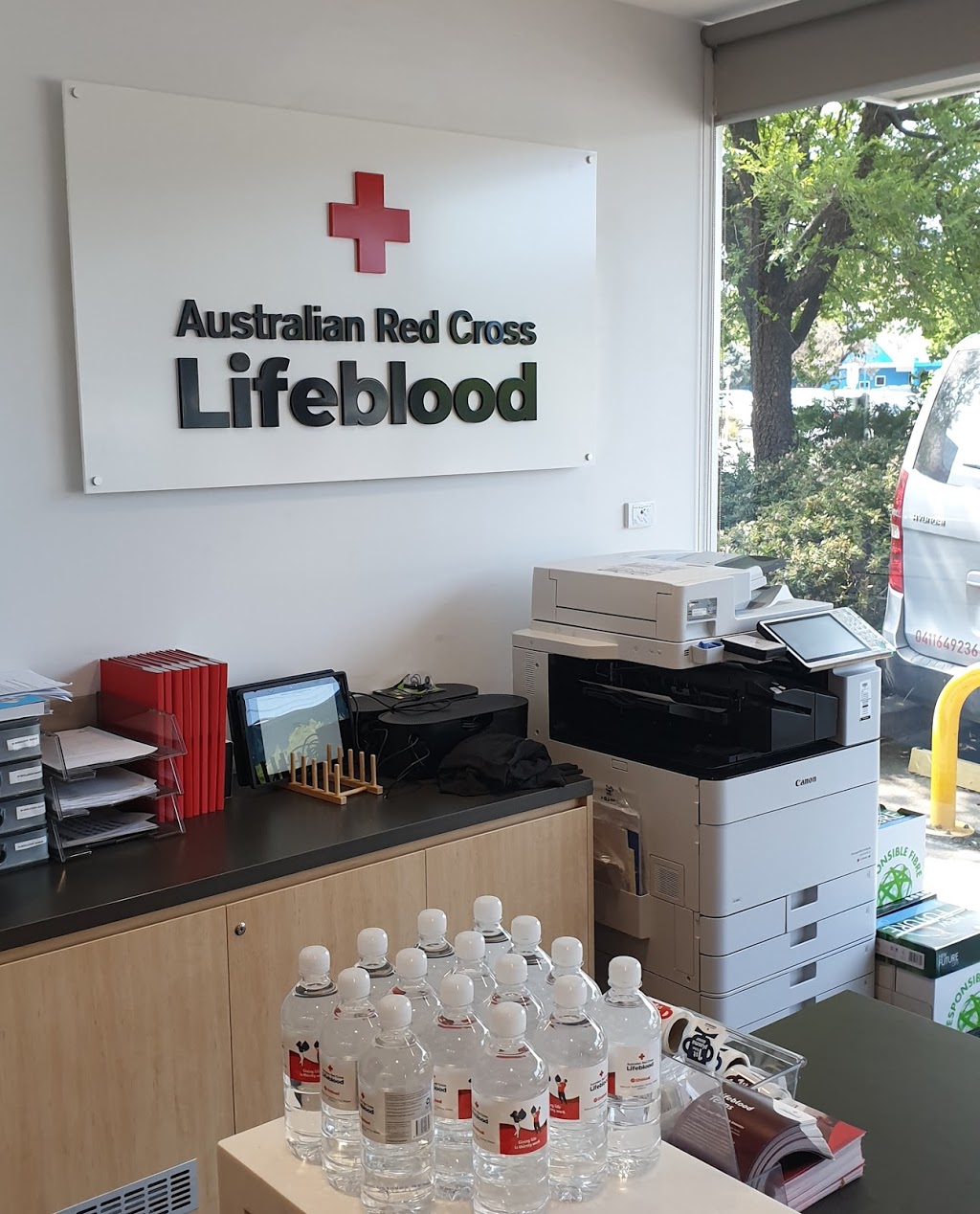 Lifeblood Ringwood Donor Centre | 4/38 Charter St, Ringwood VIC 3134, Australia | Phone: 13 14 95