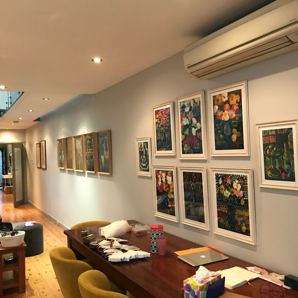 Professional Picture Hanging - Newcastle | 18 Pride Ave, Lambton NSW 2299, Australia | Phone: 0491 491 029
