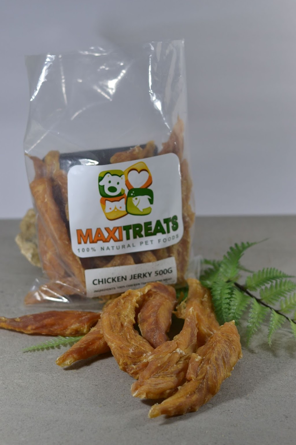 maxitreats pet treats | 5-7 The Oval Dr, Mount Nathan QLD 4211, Australia | Phone: 0408 384 463