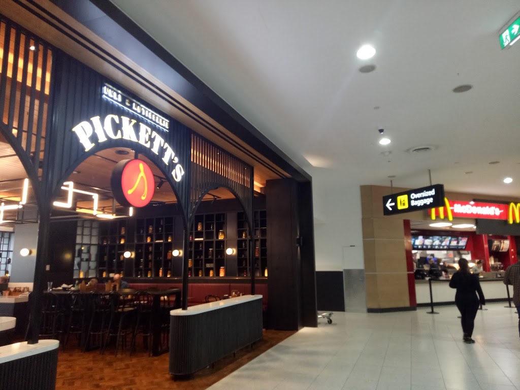 Picketts Deli & Rotisserie | restaurant | Level 1, Terminal, 3 Departure Dr, Melbourne Airport VIC 3045, Australia