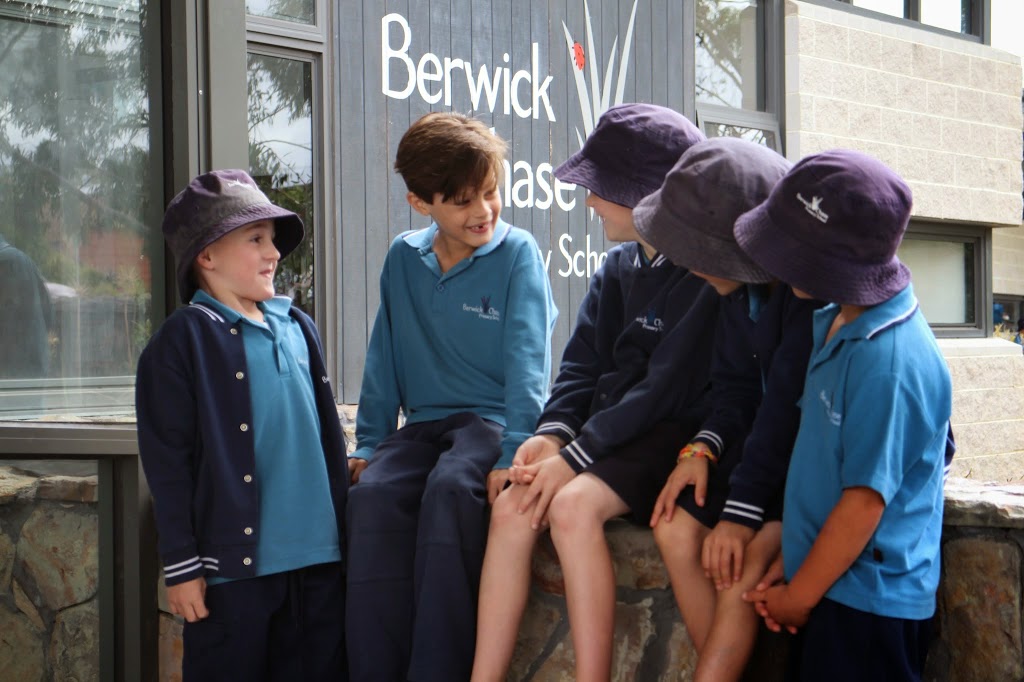 Berwick Chase Primary School | school | 72 Viewgrand Dr, Berwick VIC 3806, Australia | 0397077799 OR +61 3 9707 7799