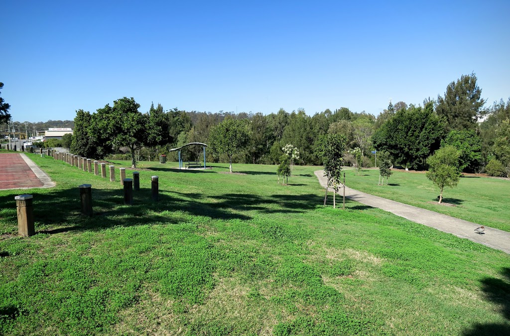 Thomas Macleod Park | park | 40 Sinnamon Rd, Sinnamon Park QLD 4073, Australia | 0734038888 OR +61 7 3403 8888