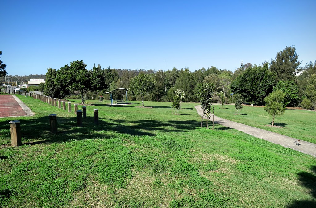 Thomas Macleod Park | 40 Sinnamon Rd, Sinnamon Park QLD 4073, Australia | Phone: (07) 3403 8888