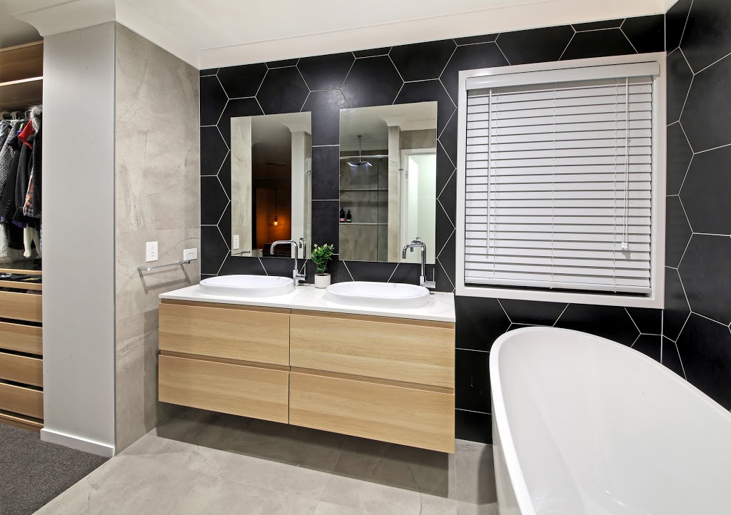 Splendid Bathrooms | home goods store | 25 Semper Pl, Calamvale QLD 4116, Australia | 0414797783 OR +61 414 797 783