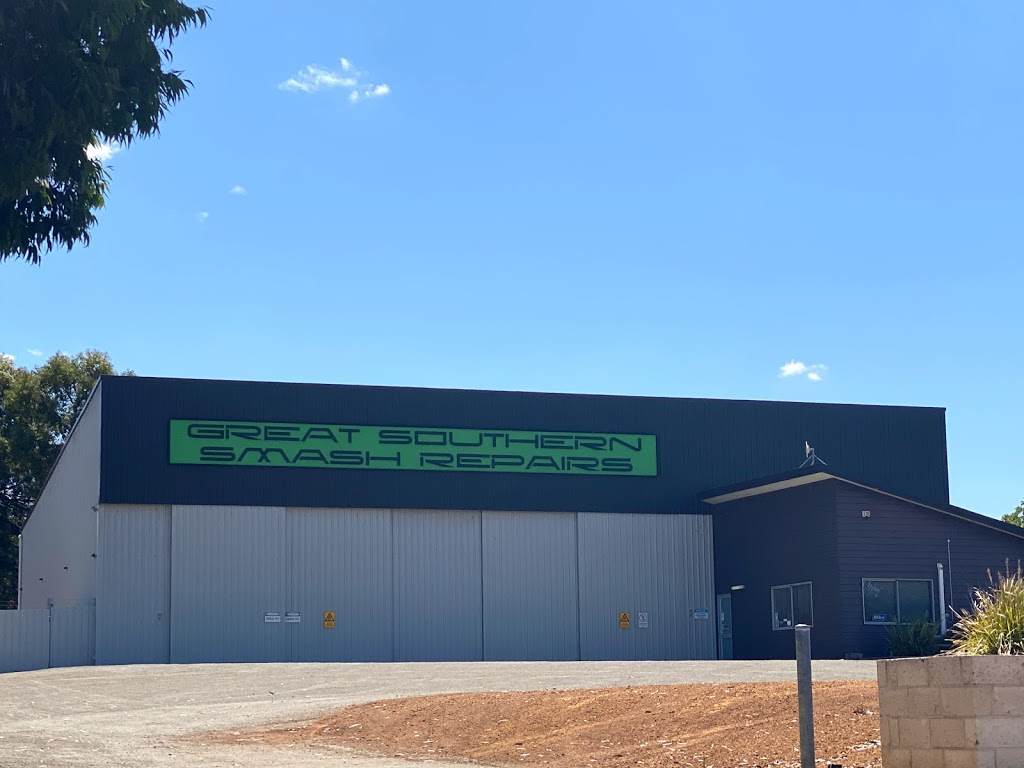 Great Southern Smash Repairs 79 Lowood Rd, Mount Barker WA 6323