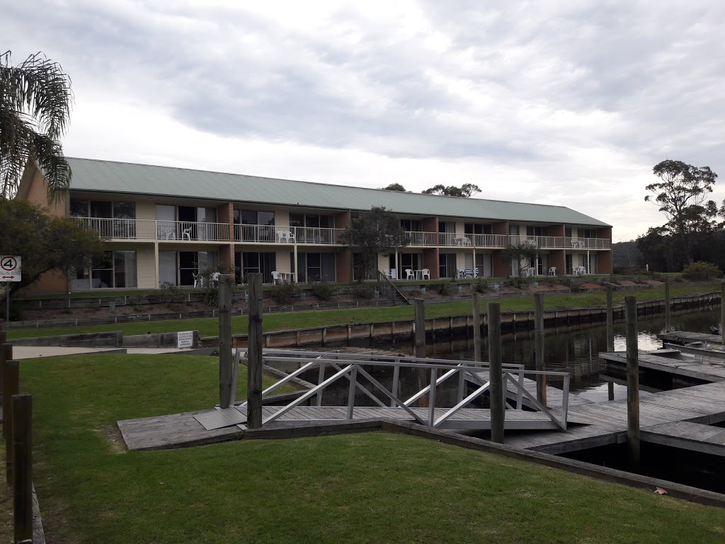 The Moorings Resort | lodging | 2152 George Bass Dr, Tomakin NSW 2537, Australia | 0244717500 OR +61 2 4471 7500