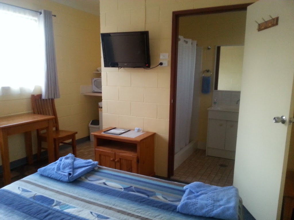 Bluey Motel | lodging | 32 Morilla St, Lightning Ridge NSW 2834, Australia | 0268290380 OR +61 2 6829 0380