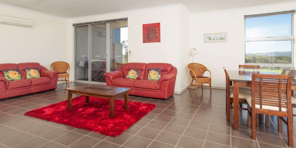 Torbay SeaView Holiday Apartments Albany | lodging | 252 Cosy Corner Road, Torbay, Albany WA 6330, Australia | 0898451904 OR +61 8 9845 1904