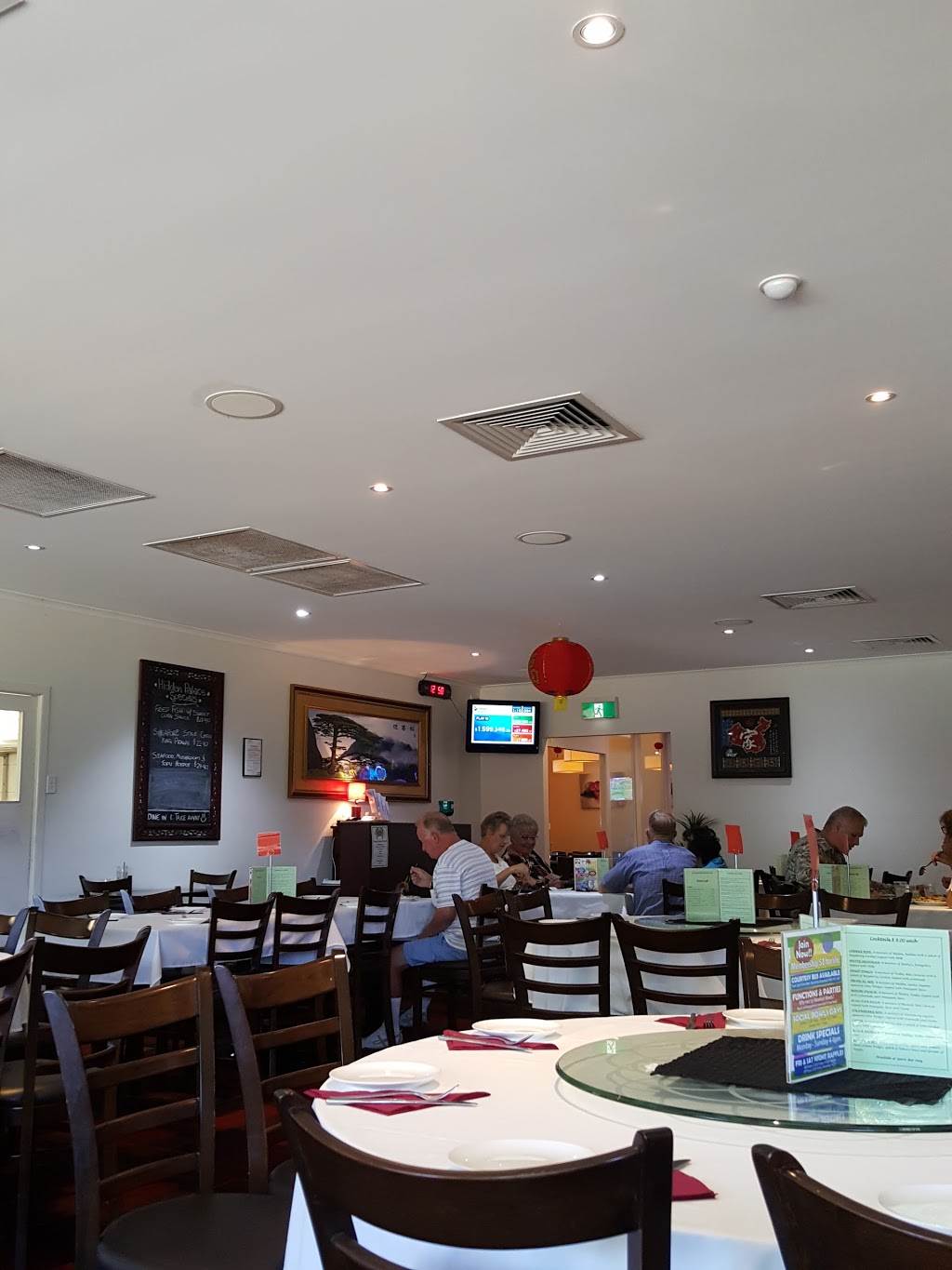 Hidden Palace Restaurant | 21 Eastgate St, Bundaberg East QLD 4670, Australia | Phone: (07) 4151 3133