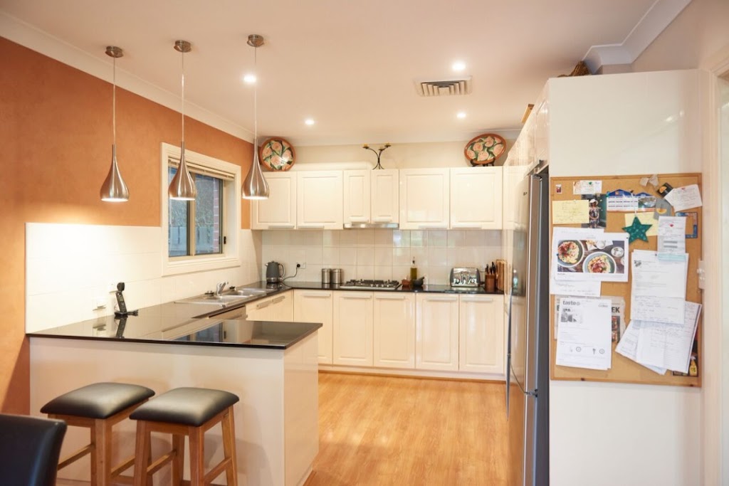 Sydney Bed & Breakfast | 51 Charlton Dr, Liberty Grove NSW 2138, Australia | Phone: 0425 267 129