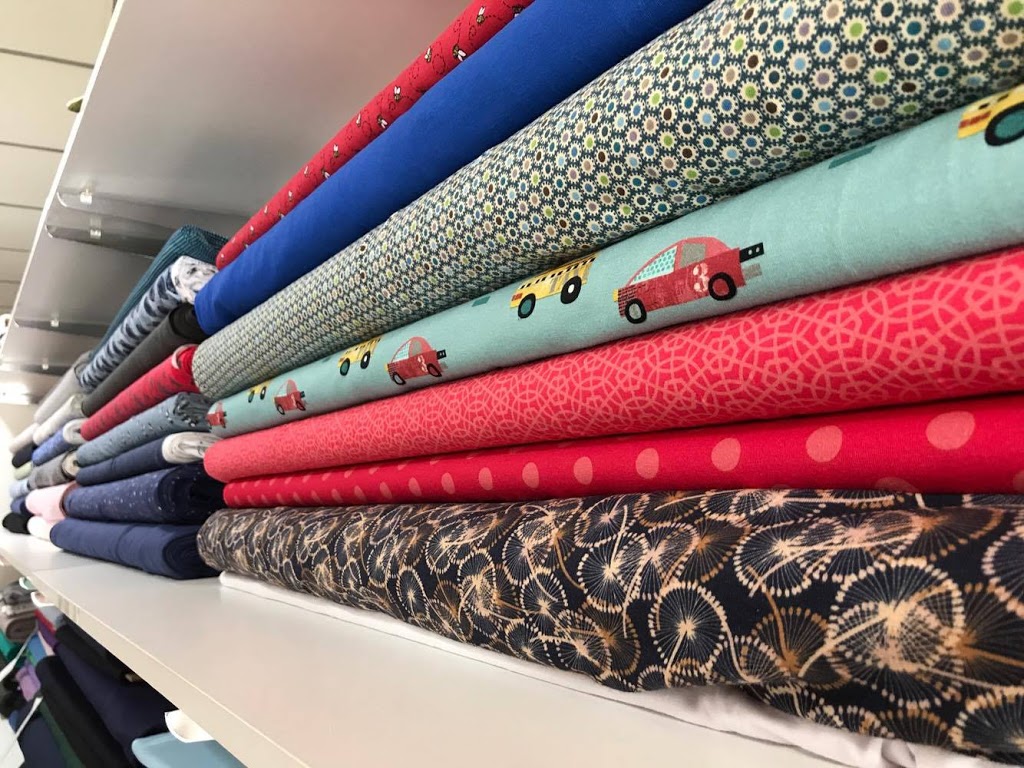 Melanns Fabrics and Sewing Centre | home goods store | 850 Lower North East Rd, Dernancourt SA 5075, Australia | 0883377548 OR +61 8 8337 7548