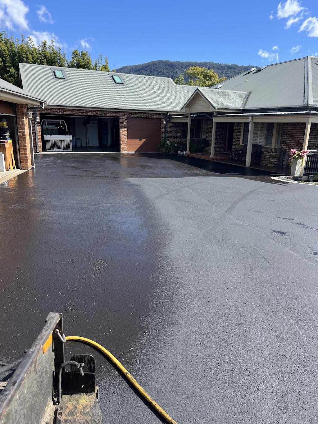 Illawarra sprayseal pty ltd | 125a Douglas Park Dr, Douglas Park NSW 2569, Australia | Phone: 0488 131 212