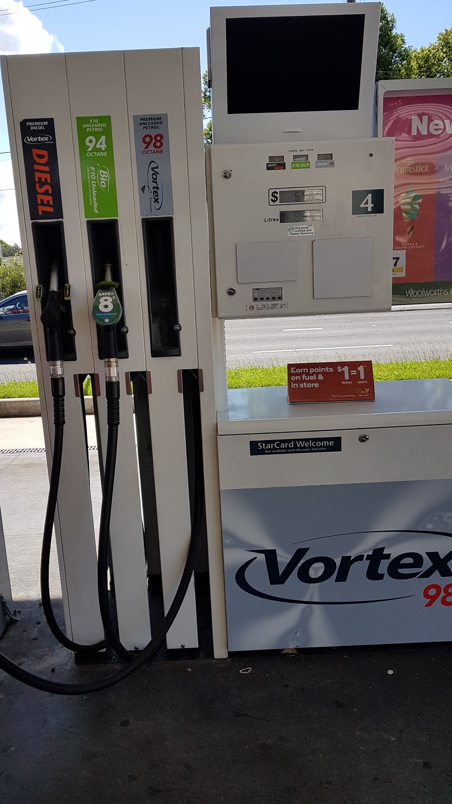 Caltex Woolworths Chester Hill | gas station | 35 Woodville Rd, Chester Hill NSW 2162, Australia | 0296325020 OR +61 2 9632 5020