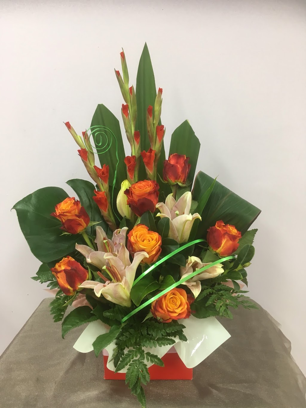Ellies Flowers | florist | 57 Leabons Ln, Seven Hills NSW 2147, Australia | 0296761923 OR +61 2 9676 1923
