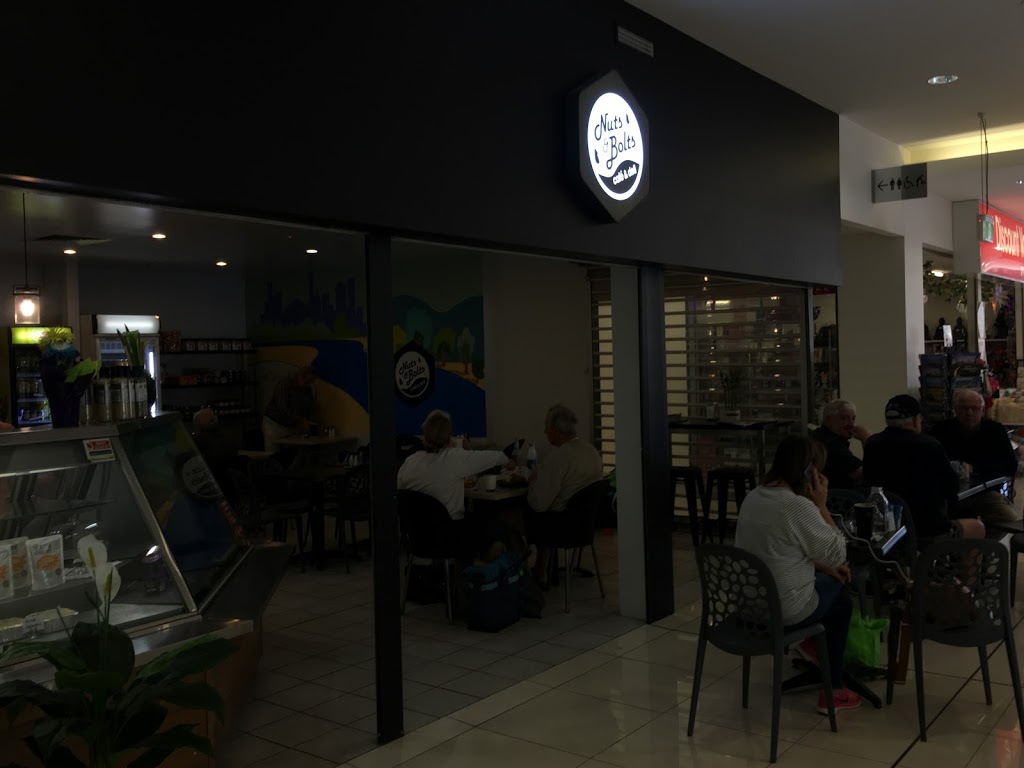 Nuts & Bolts cafe & deli | cafe | 25 Riverhills Rd, Middle Park QLD 4074, Australia