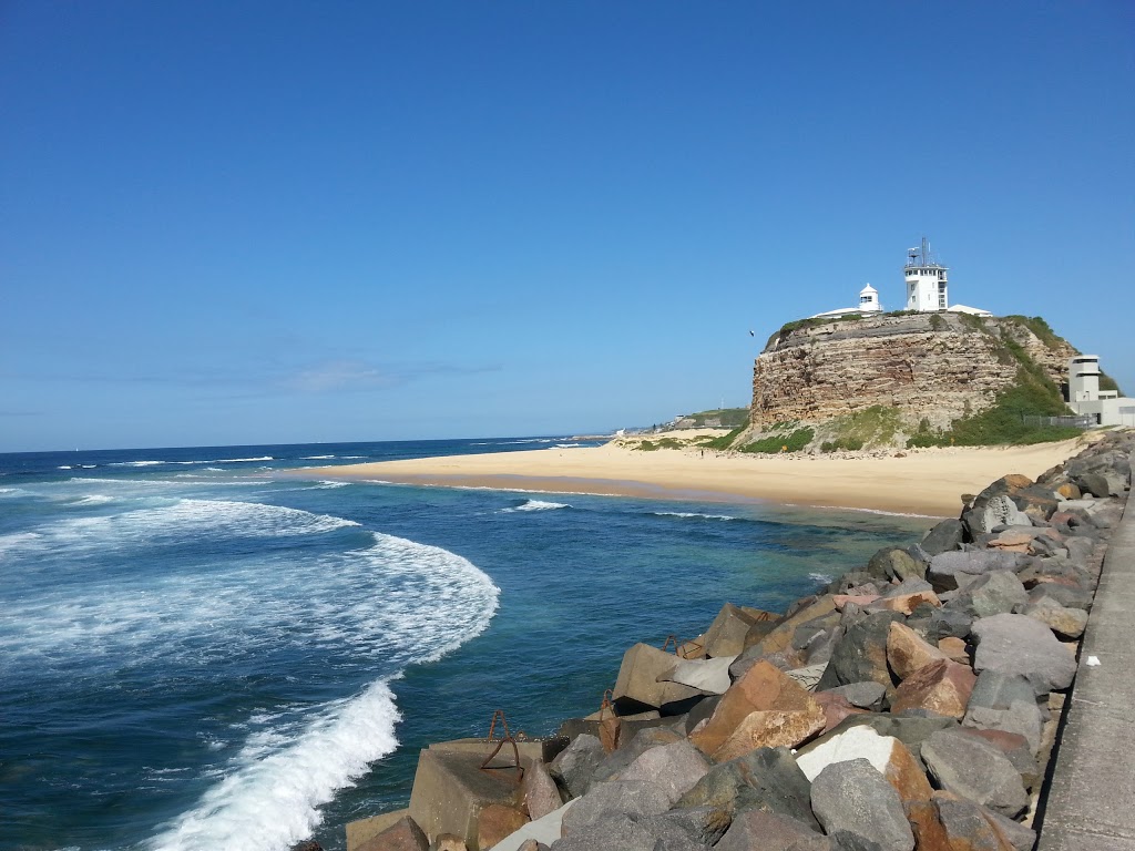 Nobbys Beach | Nobbys Rd, Newcastle East NSW 2300, Australia | Phone: (02) 4974 2000