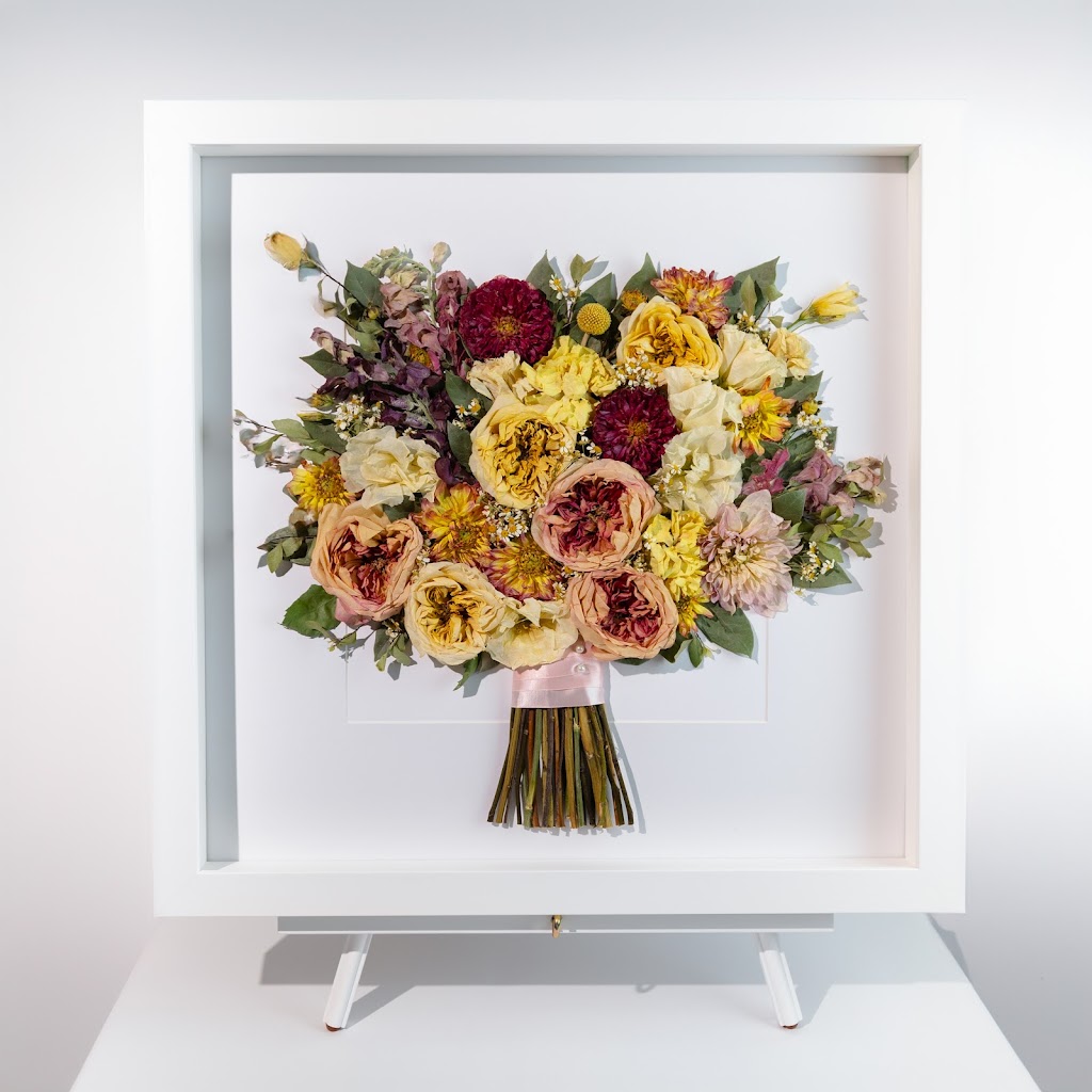 Flor Petal Florist | 6 Baikie Cres, Charlestown NSW 2290, Australia | Phone: 0421 679 456