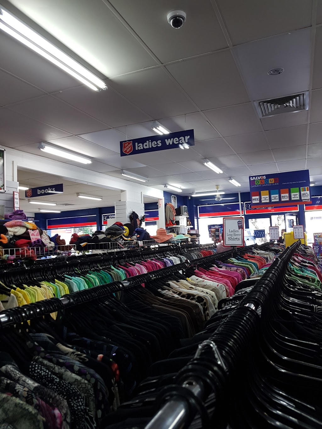 Salvos Stores Gosford | 348 Mann St, Gosford NSW 2250, Australia | Phone: (02) 4325 3101