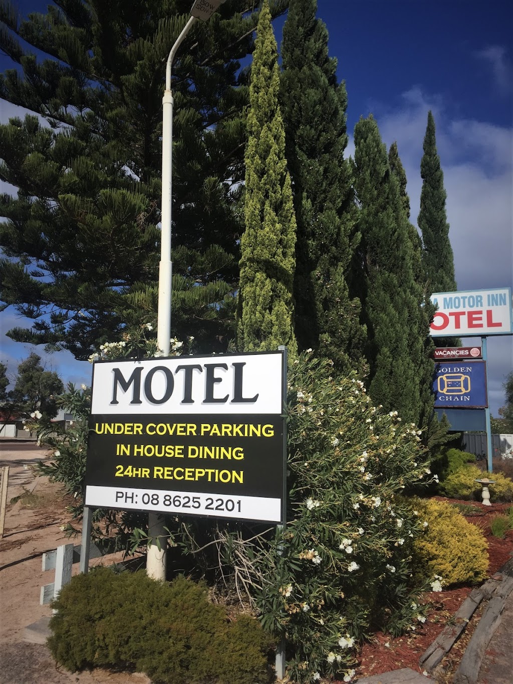 Ceduna Motor Inn - Ceduna | 49 McKenzie St, Ceduna SA 5690, Australia | Phone: (08) 8625 2201
