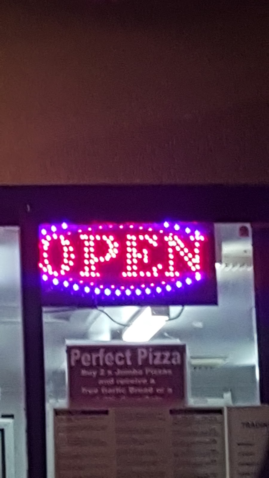 Perfect Pizza Raceview | restaurant | 5/251 S Station Rd, Raceview QLD 4305, Australia | 0732023666 OR +61 7 3202 3666