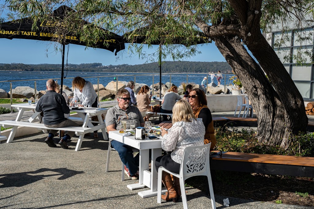 Southern Catch | restaurant | 27 Beach Rd, Batemans Bay NSW 2536, Australia