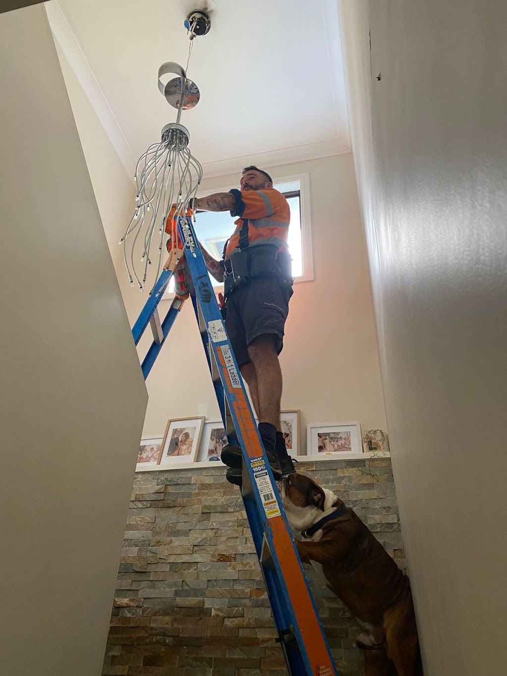 Heath Henry Electrical | 19 Laelana Ave, Budgewoi NSW 2262, Australia | Phone: 0400 402 628