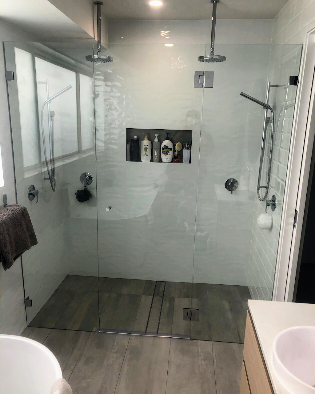 Key Showers - Shower Screens , Mirrors , Wardrobes & Splashbacks | 3/48 Lancaster St, Ingleburn NSW 2565, Australia | Phone: (02) 9829 1428