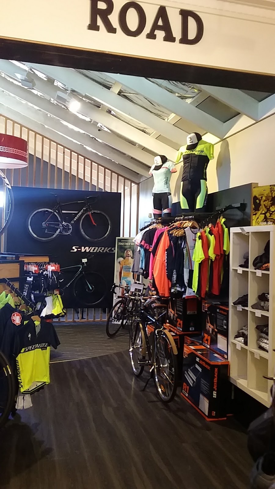 Fat Duck Cycles and Espresso | bicycle store | 6 Prince St, Busselton WA 6280, Australia | 0897542000 OR +61 8 9754 2000