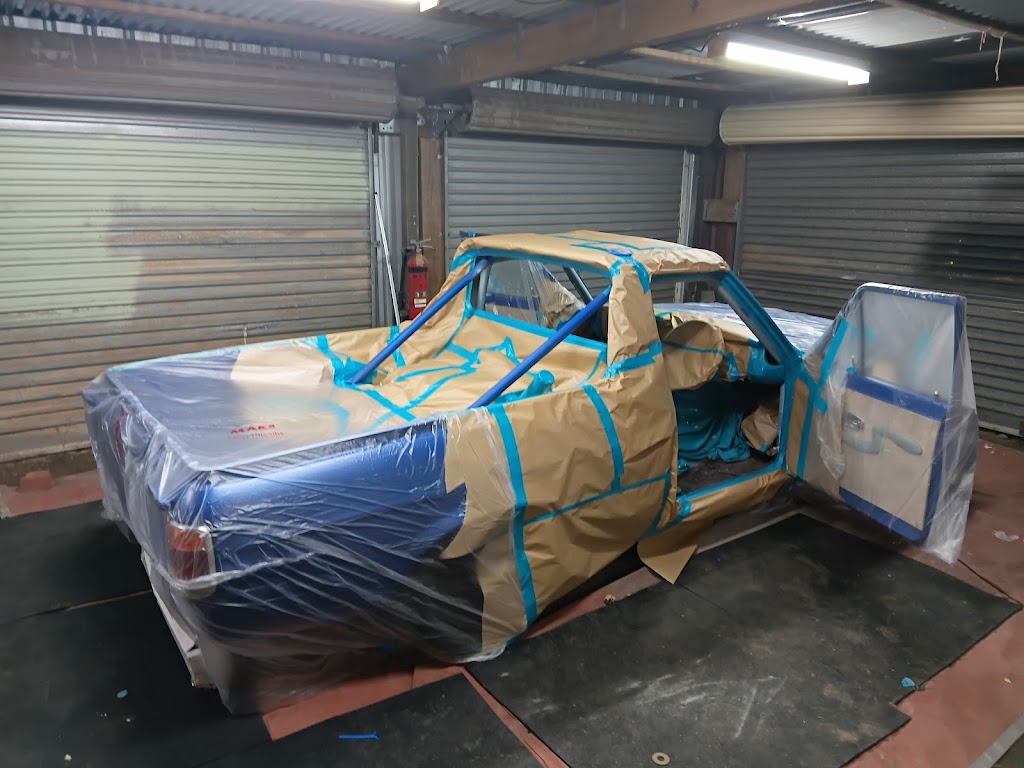Micks Spray Painting and Detailing | 27 Wingadee Pl, Windsor Downs NSW 2756, Australia | Phone: 0438 418 106