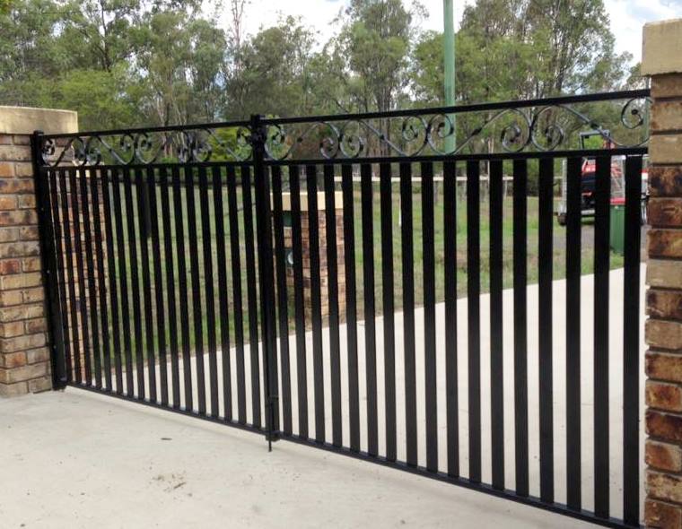 Dishers Fencing | general contractor | 8518 Warrego Hwy, Withcott QLD 4352, Australia | 0411390454 OR +61 411 390 454