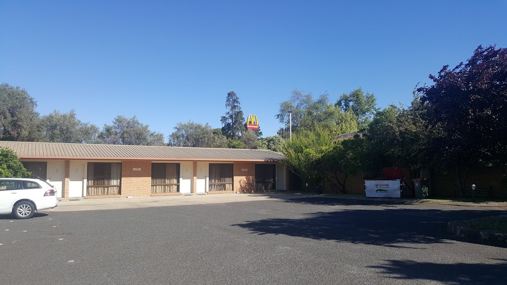 Orange Motor Lodge | 110 Bathurst Rd, Orange NSW 2800, Australia | Phone: (02) 6362 4600