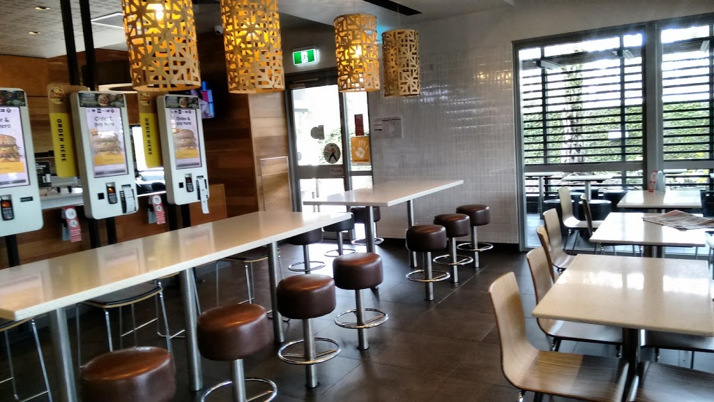 McDonalds Park Ridge | meal takeaway | Mount Lindesay Hwy, Park Ridge QLD 4125, Australia | 0738022801 OR +61 7 3802 2801