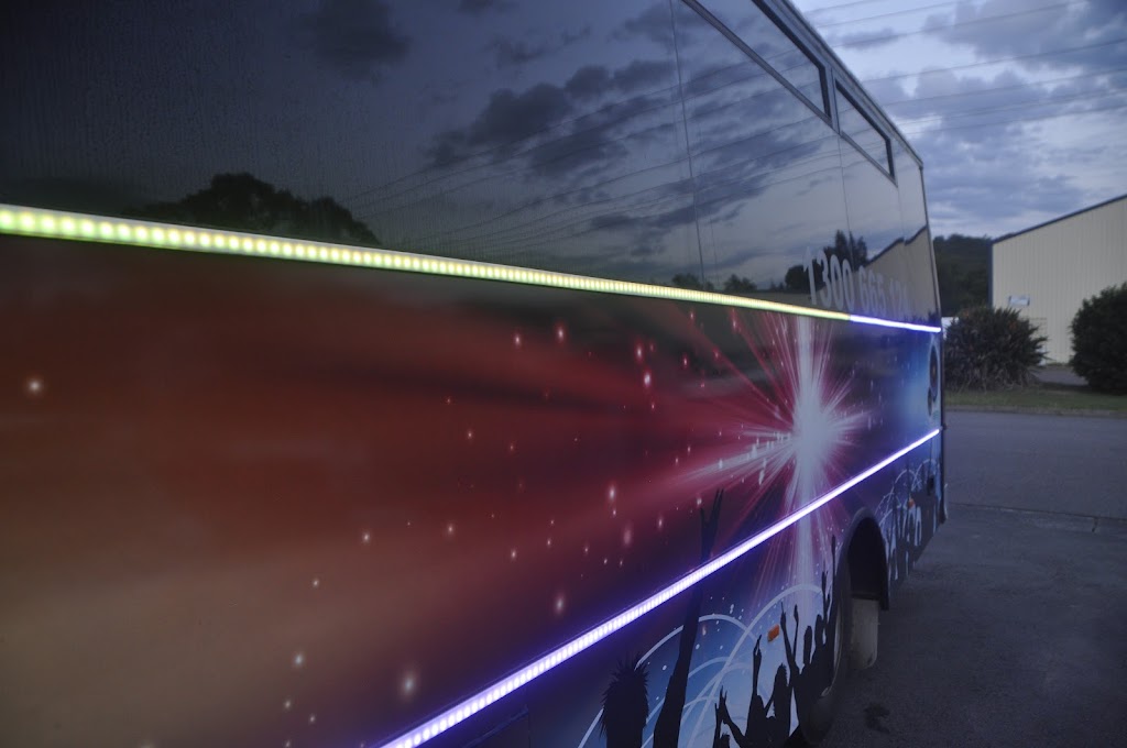 Limousine Party Bus Newcastle | 43 Wyong St, Morisset NSW 2264, Australia | Phone: 0491 158 666