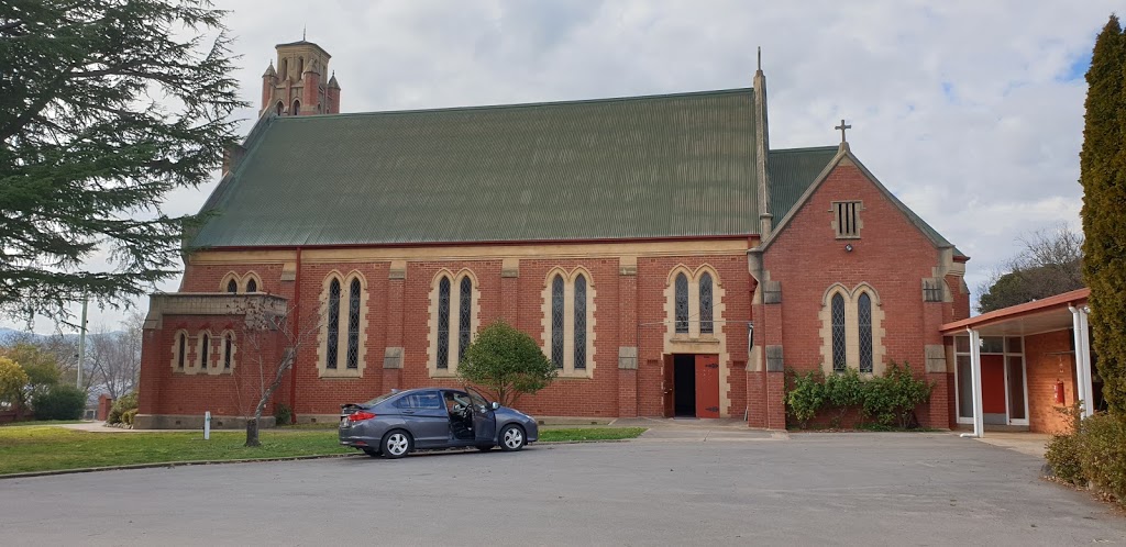 Saint Francis Xavier Catholic Church | church | 54 Hunter St, Mansfield VIC 3722, Australia | 0357752005 OR +61 3 5775 2005