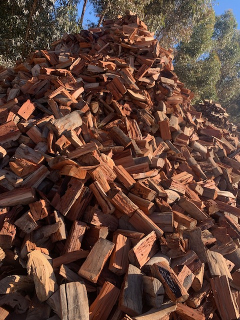 Eddington earthmoving and bulk firewood | 992 Carisbrook-Eddington Rd, Eddington VIC 3472, Australia | Phone: 0448 536 682