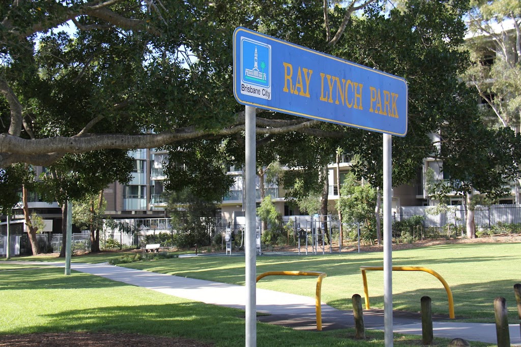 Ray Lynch Park | Holland Park QLD 4121, Australia | Phone: 34038888