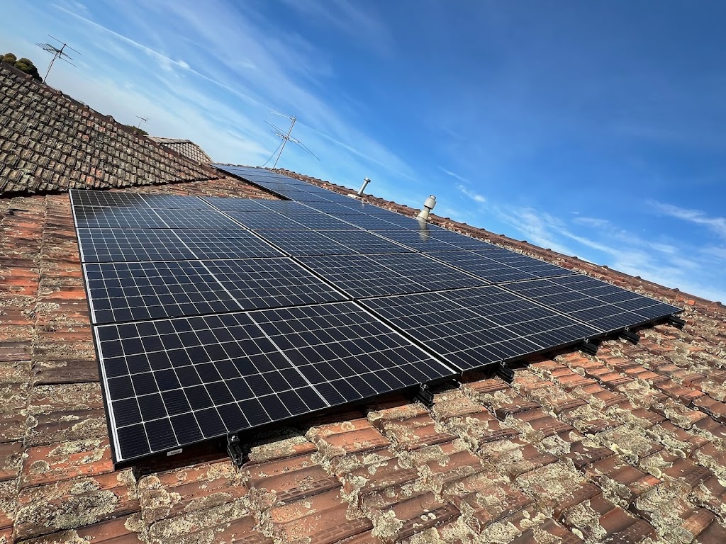 Solar By REC | 52-54 Vains St, Golden Gully VIC 3555, Australia | Phone: 0448 412 400