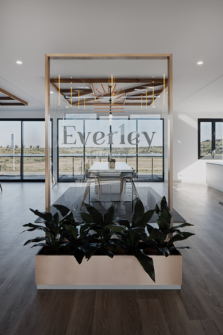 Everley Estate Land Sales Office | 725 Sunbury Rd, Sunbury VIC 3429, Australia | Phone: 0499 949 748