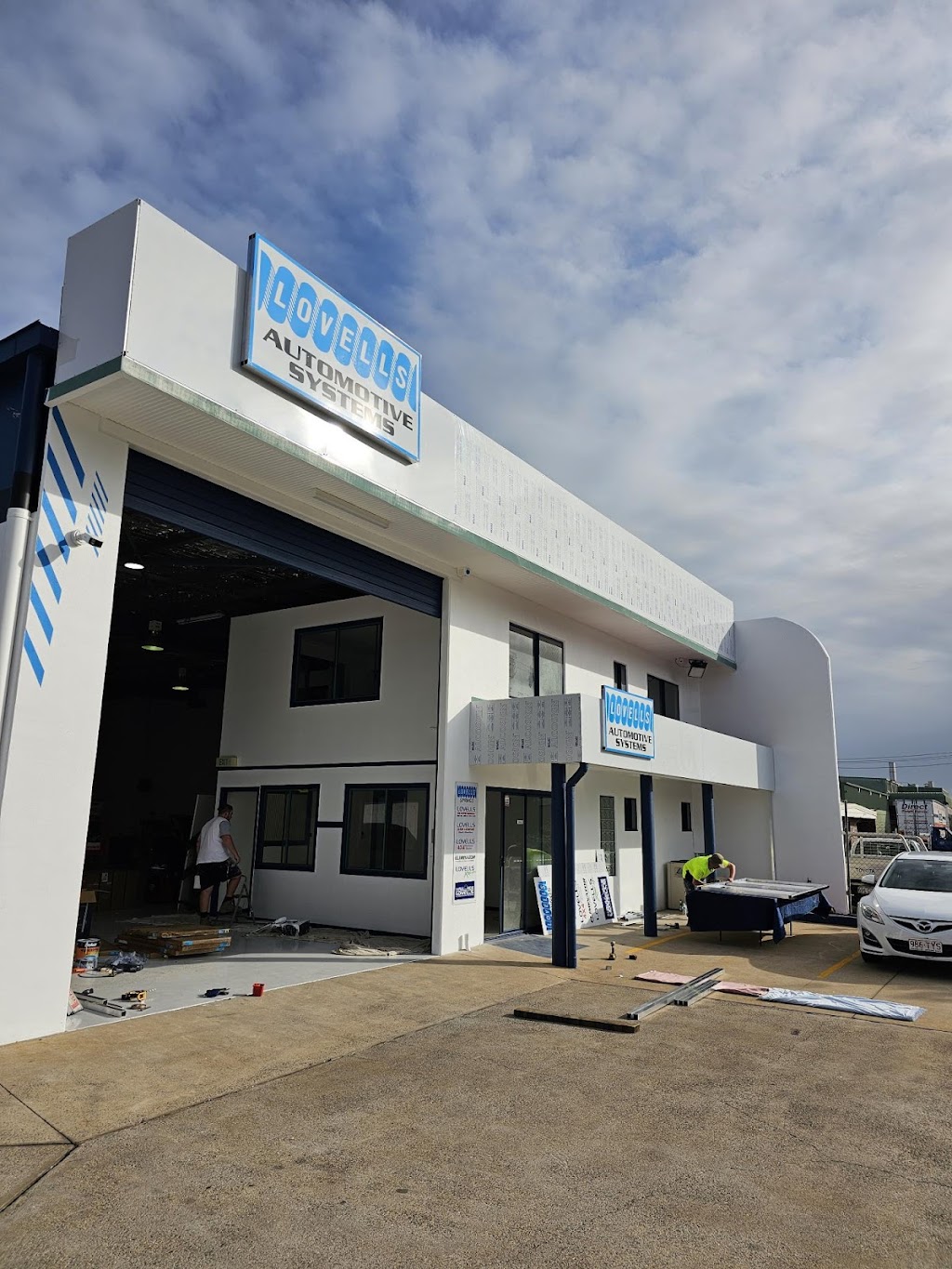 Lovells Stratford | 23-25 Princes Hwy, Stratford VIC 3862, Australia | Phone: (03) 5145 1065