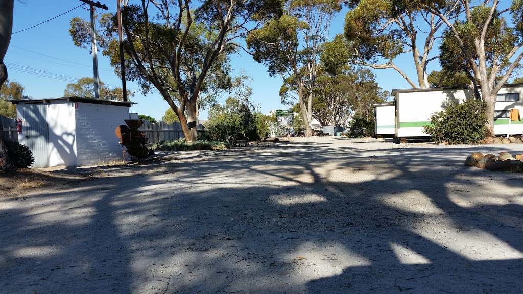 Cunderdin Caravan Park | LOT 74 Olympic Ave, Cunderdin WA 6407, Australia | Phone: (08) 9635 1258