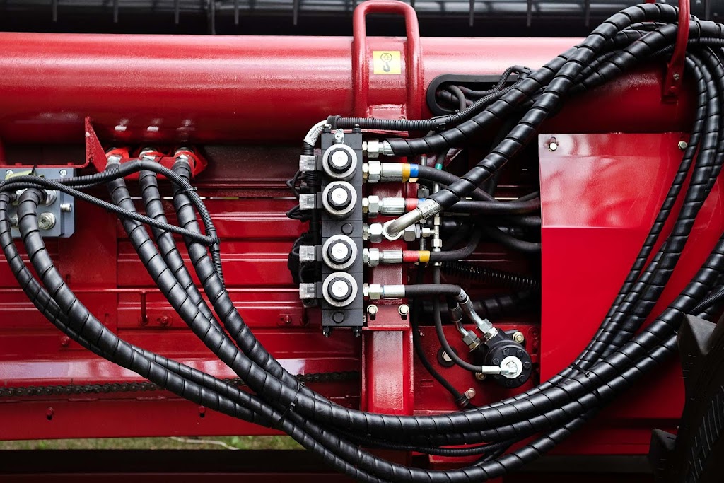 Onsite Hydraulic Hose Repairs | Unit 3/12B Karoonda Cl, Rathmines NSW 2283, Australia | Phone: 0421 620 335