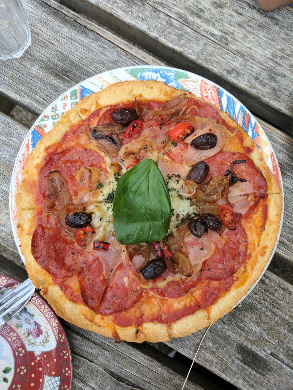 Pizza Pizza | restaurant | 2 Mountjoy Parade, Lorne VIC 3232, Australia | 0352891007 OR +61 3 5289 1007