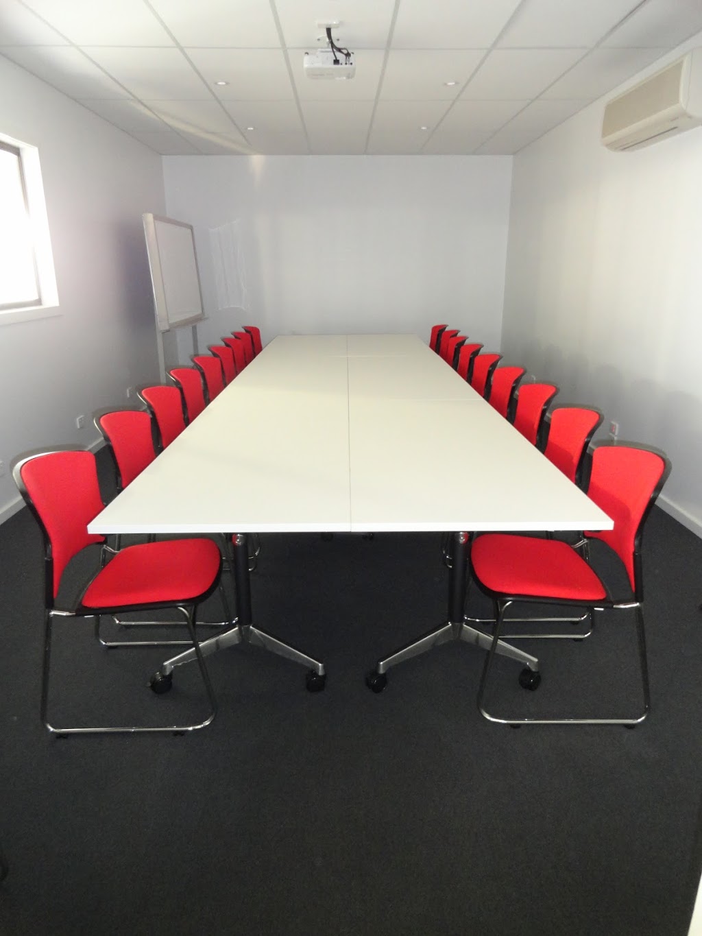 Office Vision Commercial Furniture | 120-124 Learmonth St, Ballarat Central VIC 3350, Australia | Phone: 1300 886 658