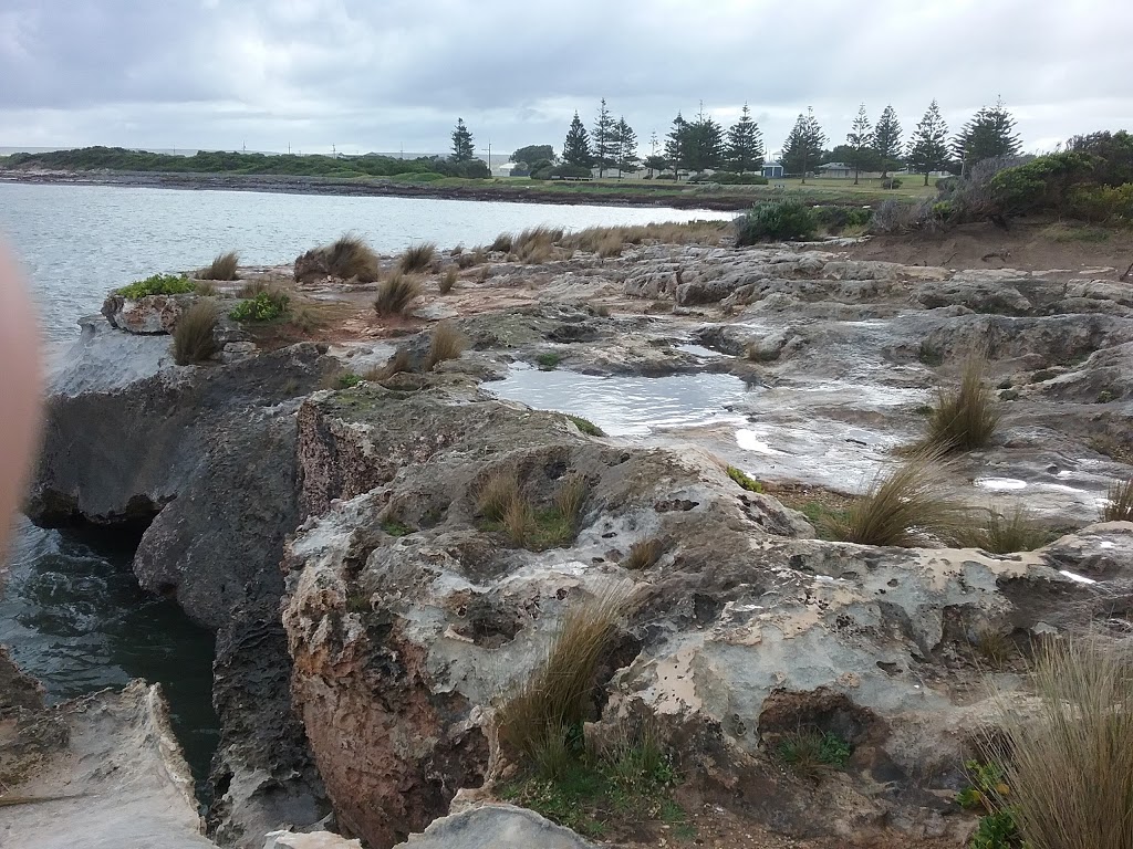 Blackfellows Caves CFS | 17 Saunders Rd, Blackfellows Caves SA 5291, Australia