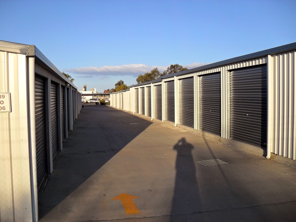 Queensland Mini Storage Gladstone | storage | 227/231 Alf Orourke Dr, Callemondah QLD 4680, Australia | 0749728111 OR +61 7 4972 8111